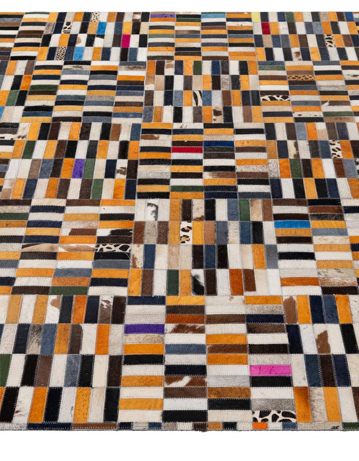 Detail image of  5' 1 x 7' 10 Cowhide - Patchwork Rug