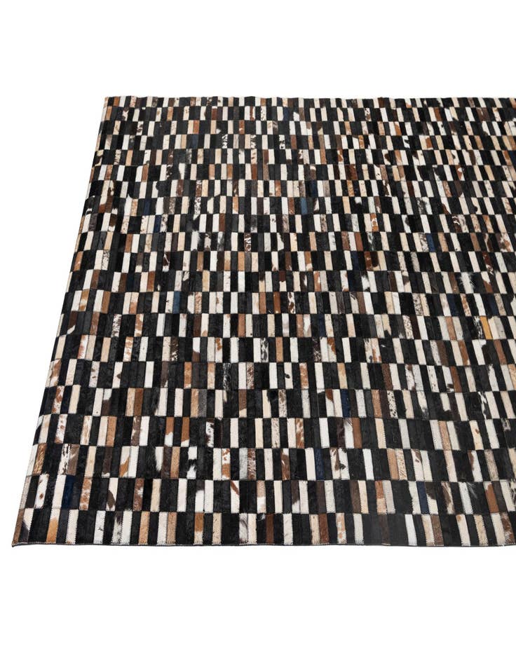 Detail image of  5' 2 x 8' Cowhide - Patchwork Rug