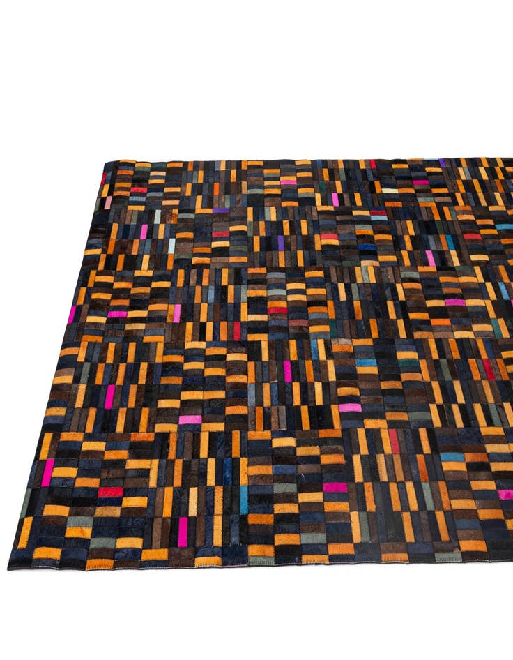 Detail image of  5' 1 x 8' Cowhide - Patchwork Rug