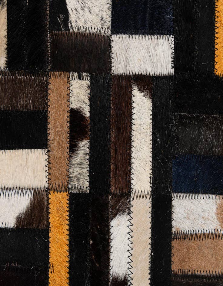 Detail image of  5' x 8' 1 Cowhide - Patchwork Rug