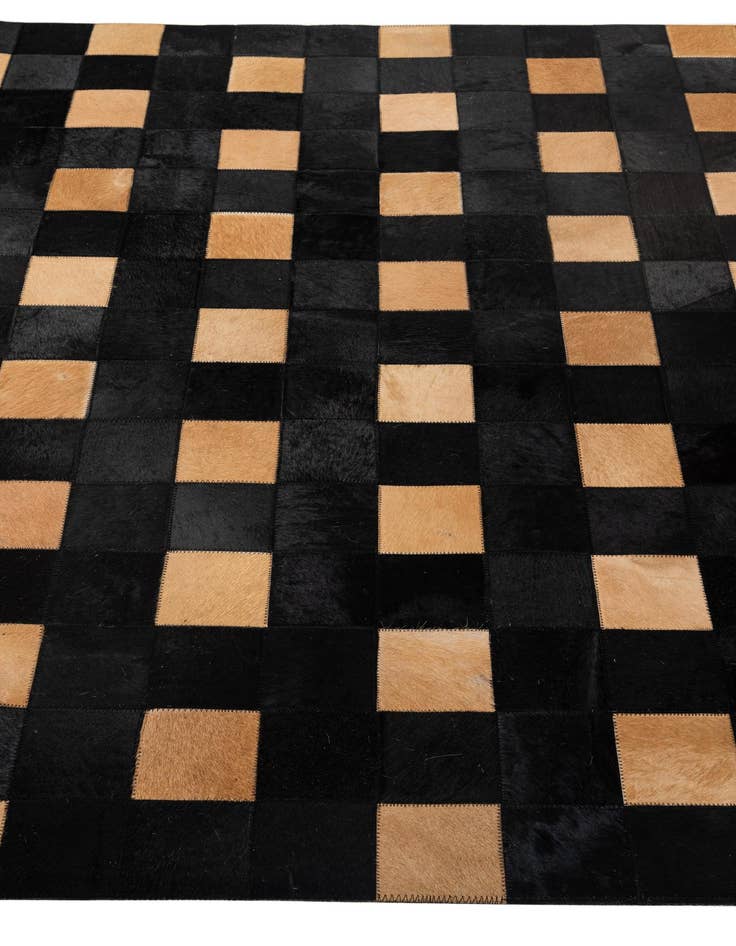 Detail image of  5' x 7' 11 Cowhide - Patchwork Rug