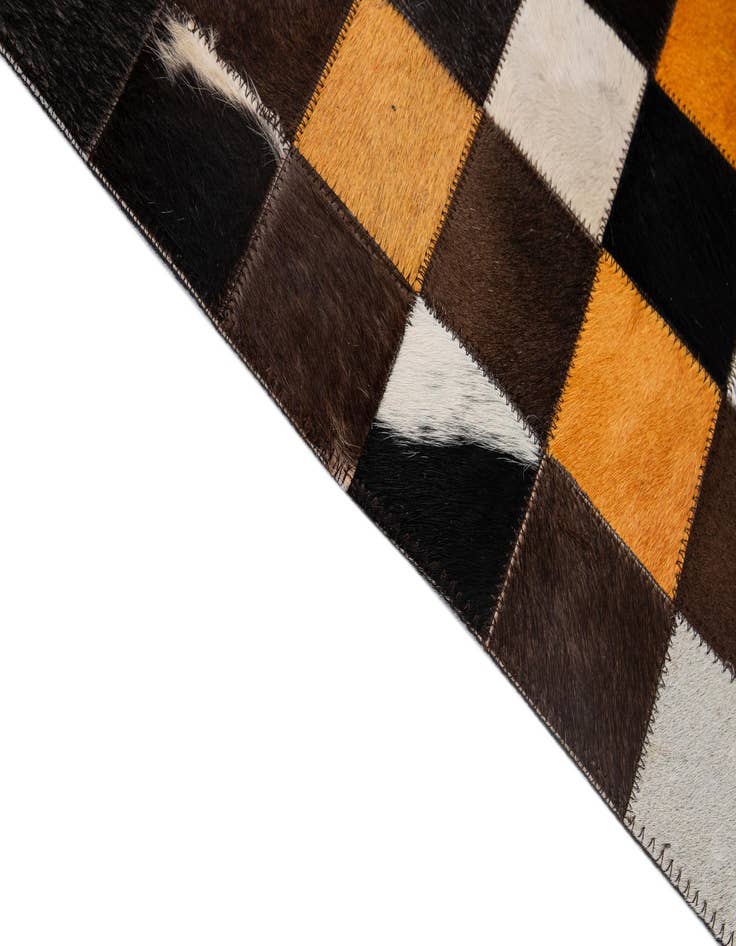 Detail image of  5' 2 x 8' Cowhide - Patchwork Rug