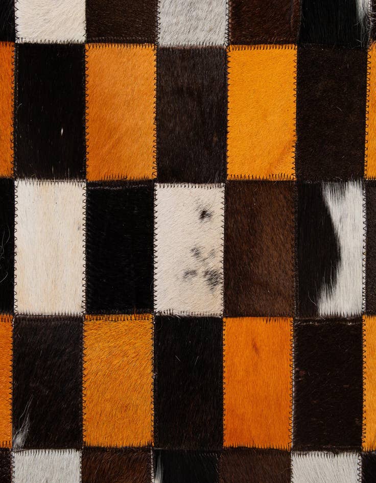 Detail image of  5' 2 x 8' Cowhide - Patchwork Rug