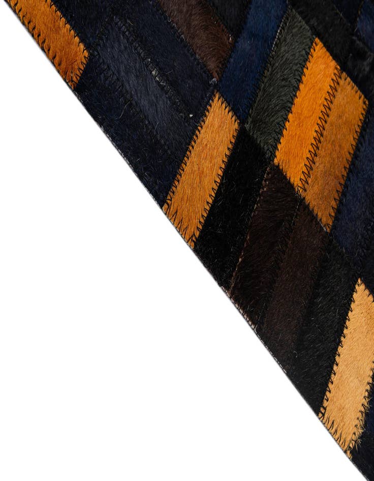 Detail image of  5' x 7' 11 Cowhide - Patchwork Rug