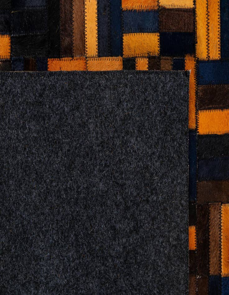 Detail image of  5' x 7' 11 Cowhide - Patchwork Rug
