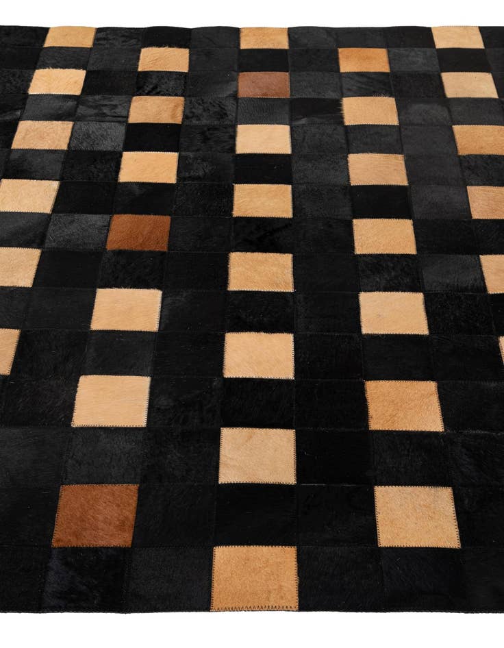 Detail image of  5' x 7' 10 Cowhide - Patchwork Rug