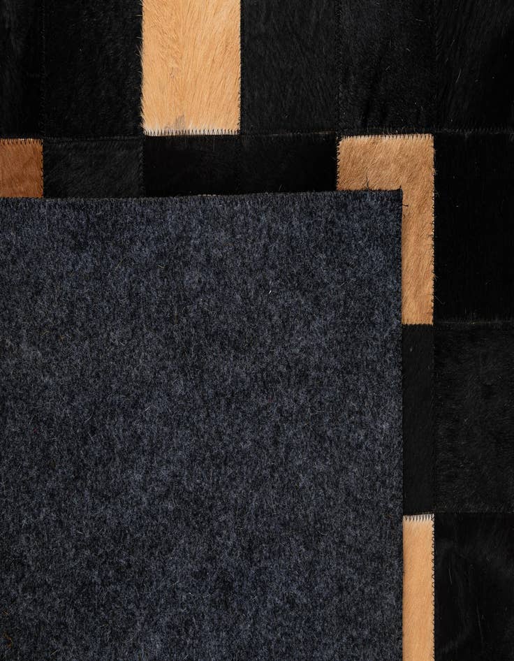 Detail image of  5' x 7' 10 Cowhide - Patchwork Rug
