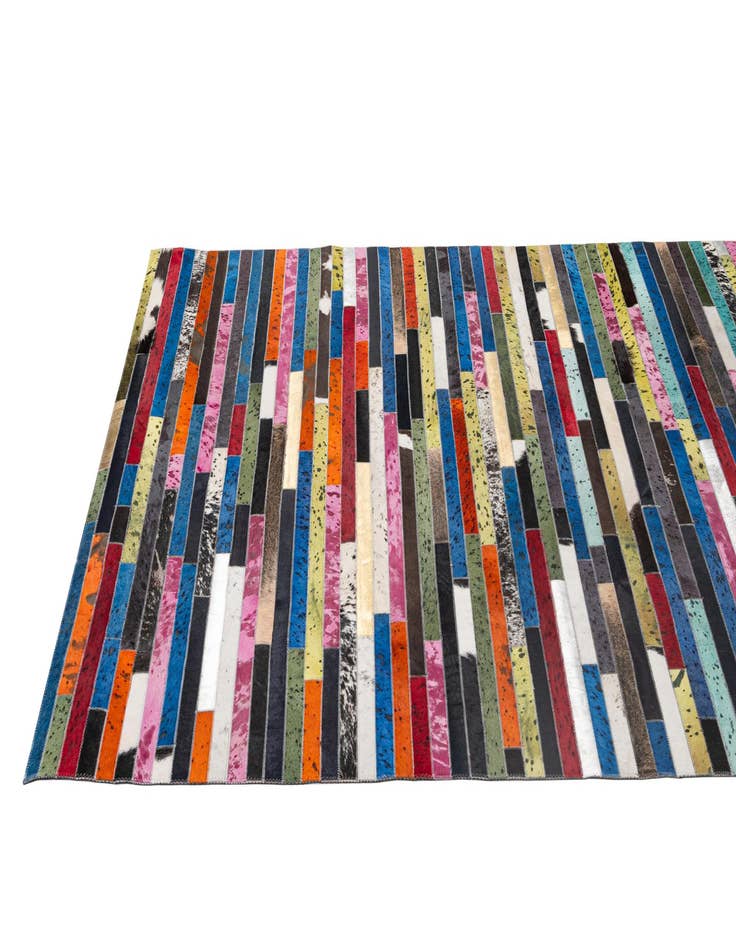 Detail image of  5' 1 x 7' 11 Cowhide - Patchwork Rug