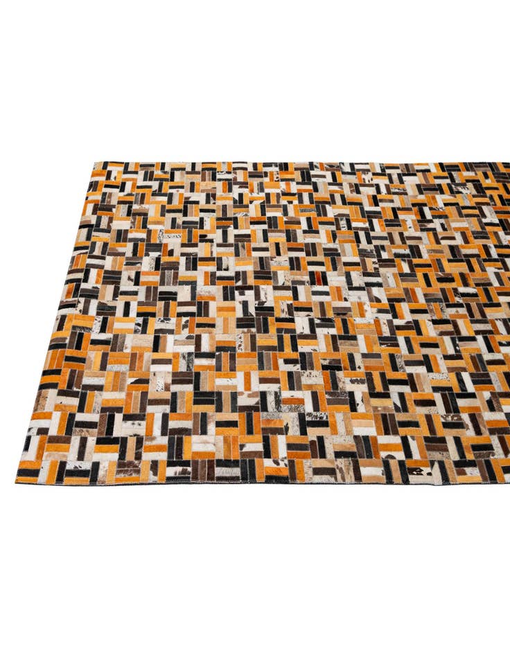 Detail image of  5' x 7' 11 Cowhide - Patchwork Rug