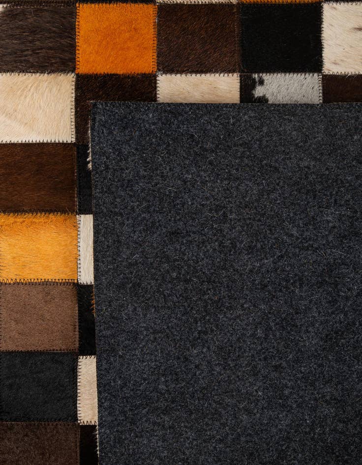 Detail image of  5' 1 x 8' Cowhide - Patchwork Rug