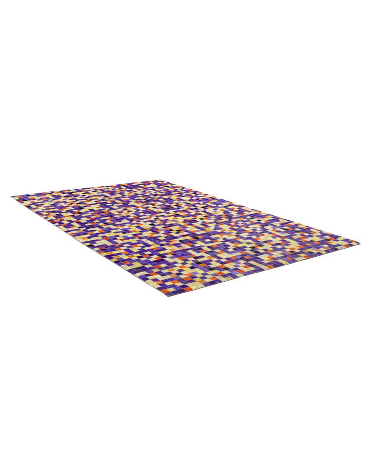 Detail image of  5' 2 x 8' Cowhide - Patchwork Rug