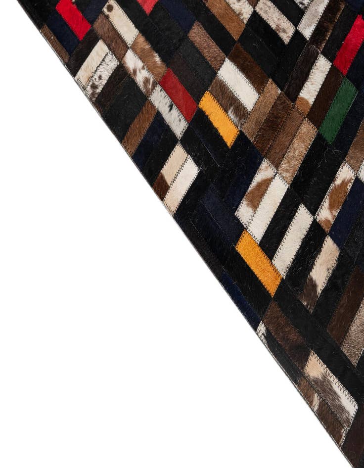 Detail image of  5' 2 x 8' Cowhide - Patchwork Rug