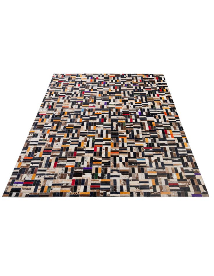 Detail image of  5' 1 x 8' Cowhide - Patchwork Rug