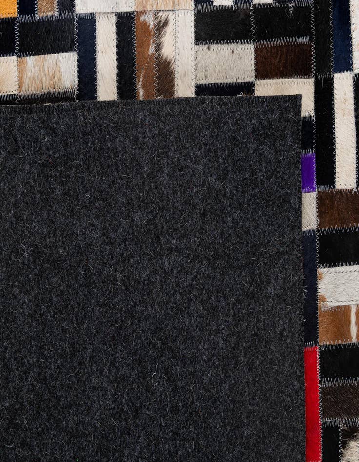 Detail image of  5' 1 x 8' Cowhide - Patchwork Rug