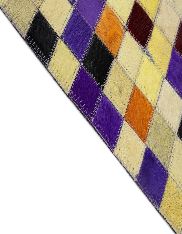 Detail image of  5' 1 x 7' 11 Cowhide - Patchwork Rug