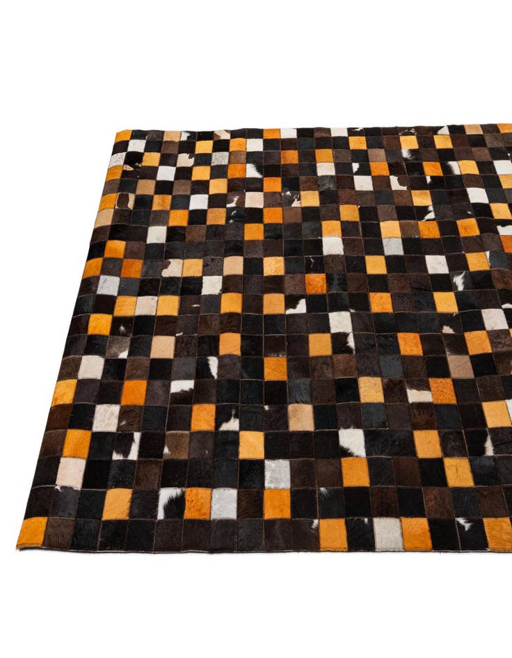 Detail image of  5' 2 x 8' Cowhide - Patchwork Rug