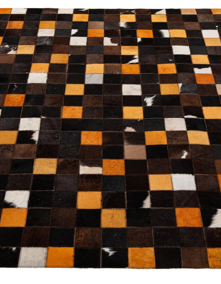 Detail image of  5' 2 x 8' Cowhide - Patchwork Rug