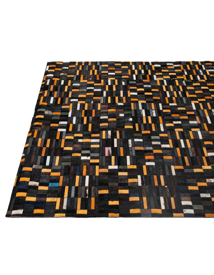 Detail image of  5' x 7' 11 Cowhide - Patchwork Rug