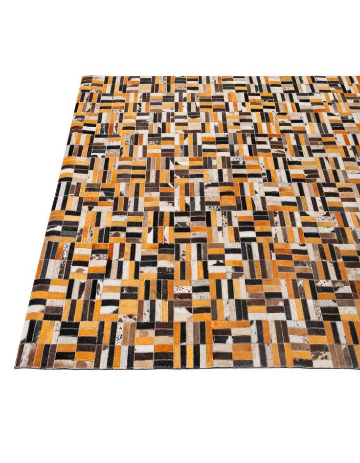 Detail image of  5' x 7' 11 Cowhide - Patchwork Rug