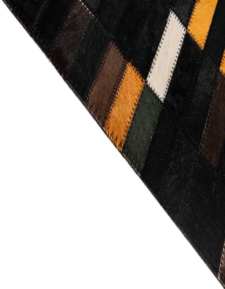 Detail image of  5' 2 x 8' Cowhide - Patchwork Rug