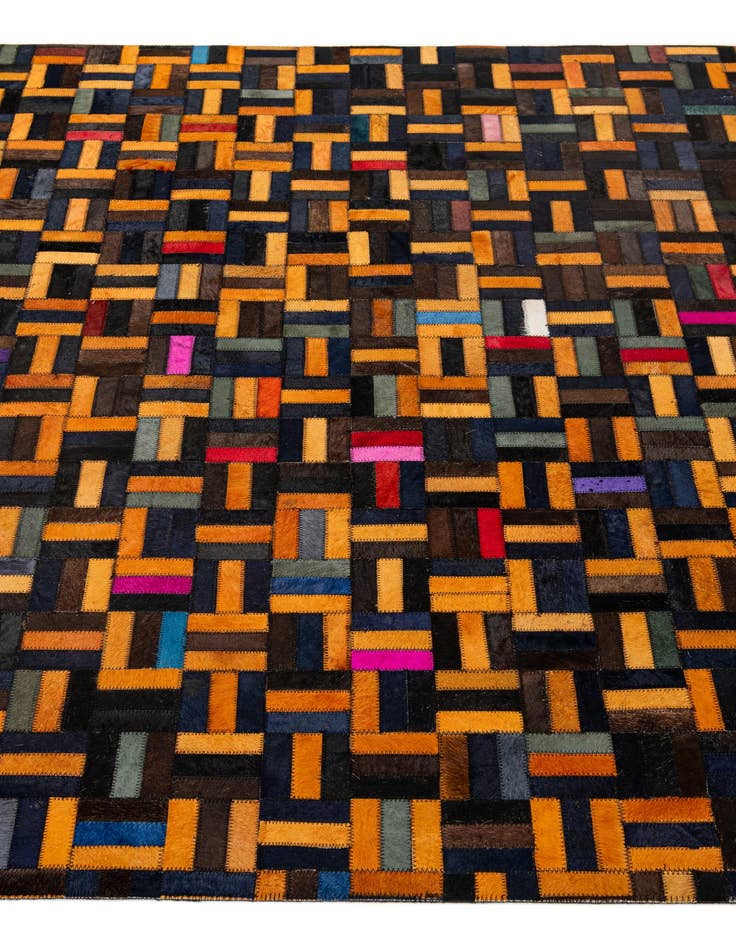 Detail image of  5' 1 x 7' 11 Cowhide - Patchwork Rug