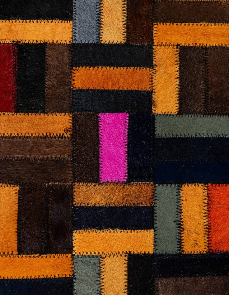 Detail image of  5' 1 x 7' 11 Cowhide - Patchwork Rug