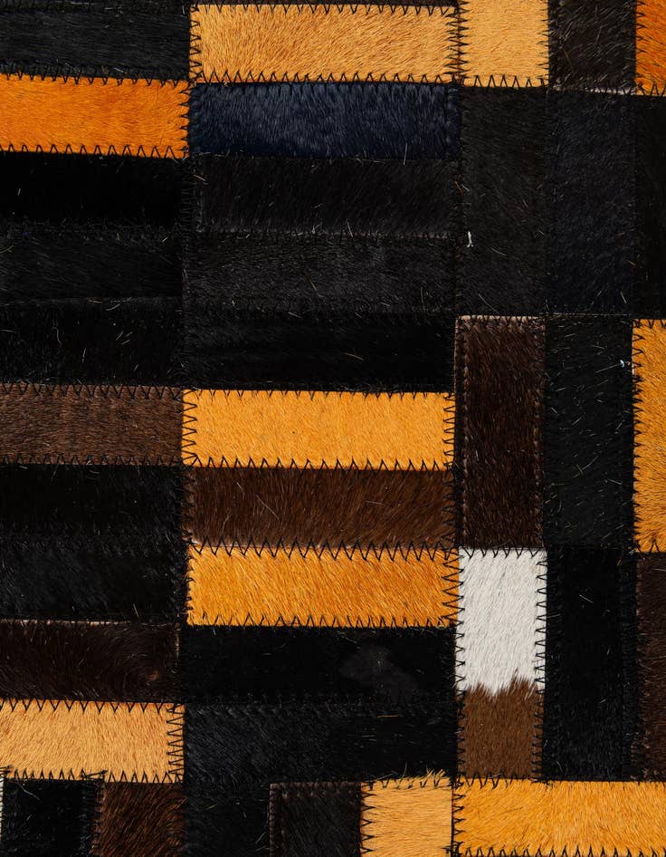 Detail image of  5' x 8' Cowhide - Patchwork Rug