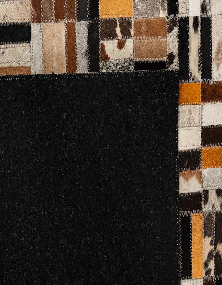 Detail image of  5' x 7' 11 Cowhide - Patchwork Rug