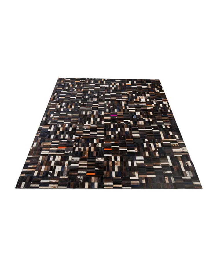 Detail image of  5' 1 x 8' Cowhide - Patchwork Rug