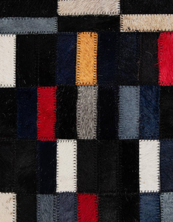 Detail image of  5' 1 x 8' 1 Cowhide - Patchwork Rug