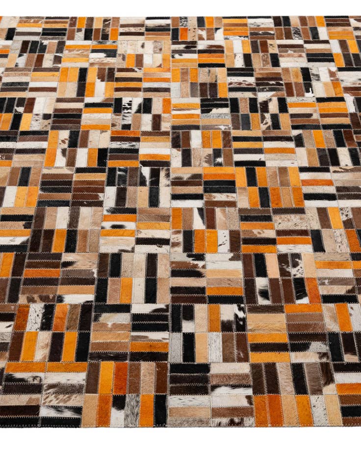 Detail image of  5' 1 x 8' Cowhide - Patchwork Rug