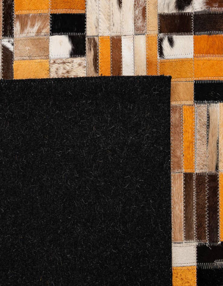 Detail image of  5' 1 x 8' Cowhide - Patchwork Rug