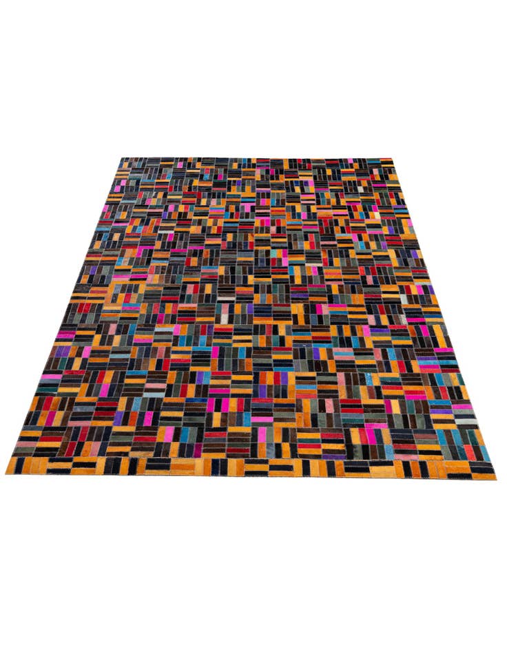 Detail image of  4' 11 x 8' Cowhide - Patchwork Rug