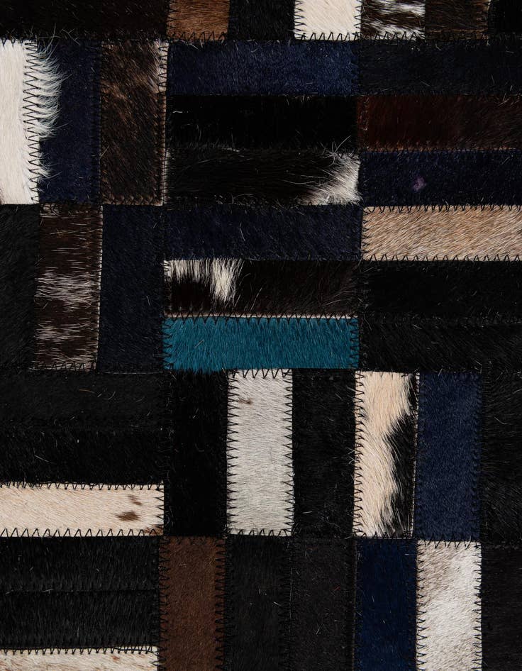Detail image of  5' x 8' Cowhide - Patchwork Rug