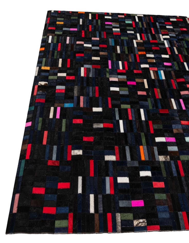 Detail image of  5' 1 x 7' 11 Cowhide - Patchwork Rug