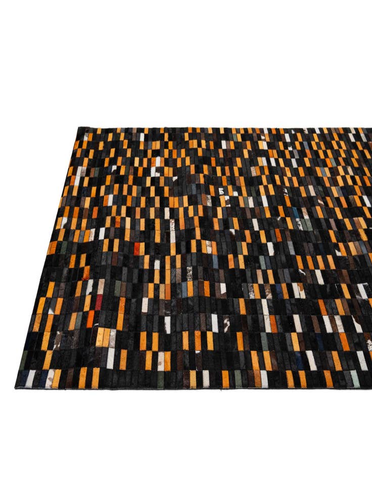 Detail image of  5' 2 x 8' Cowhide - Patchwork Rug