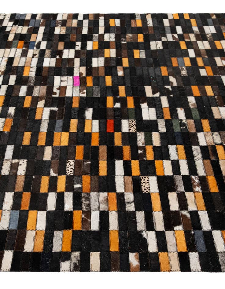Detail image of  5' 2 x 8' Cowhide - Patchwork Rug