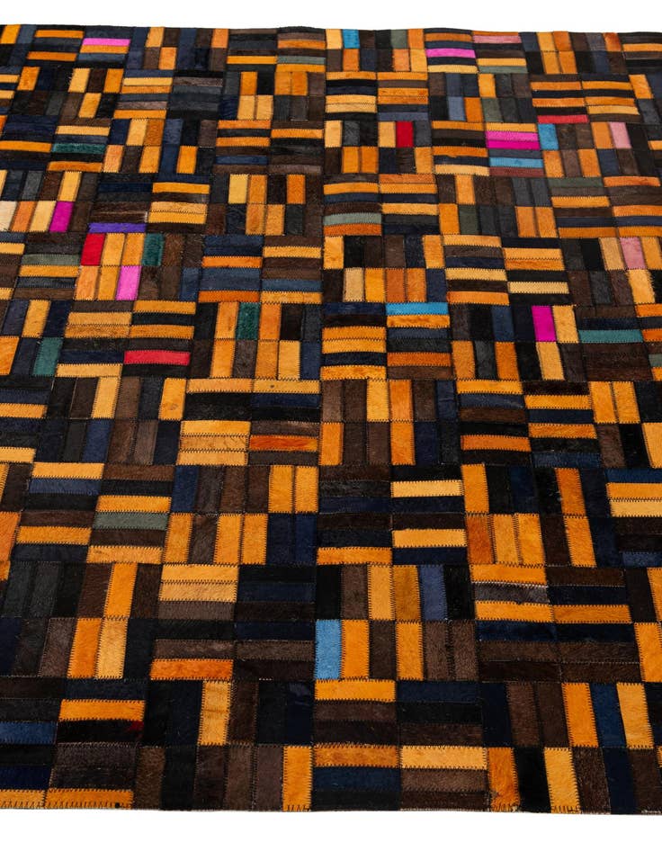 Detail image of  5' x 7' 11 Cowhide - Patchwork Rug