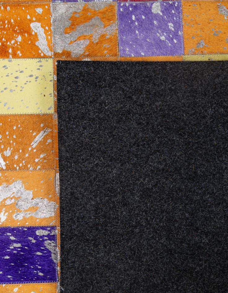 Detail image of  4' 11 x 7' 11 Cowhide - Patchwork Rug