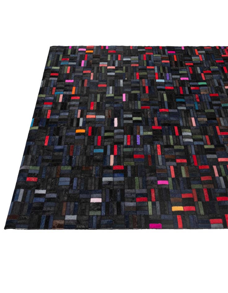 Detail image of  5' 1 x 7' 11 Cowhide - Patchwork Rug