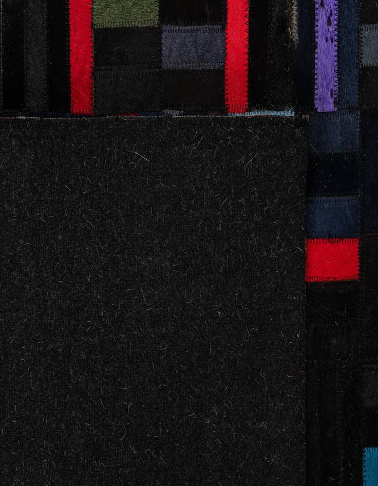 Detail image of  5' 1 x 7' 11 Cowhide - Patchwork Rug