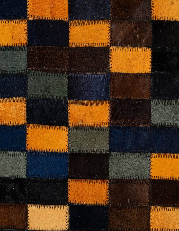 Detail image of  5' x 7' 11 Cowhide - Patchwork Rug