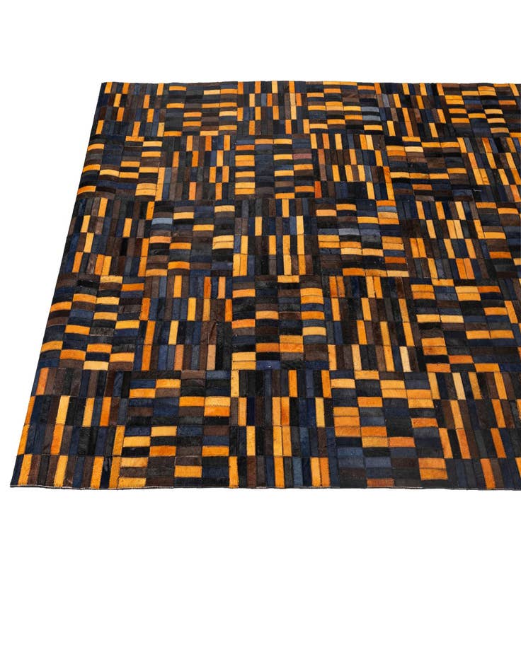Detail image of  4' 11 x 7' 11 Cowhide - Patchwork Rug
