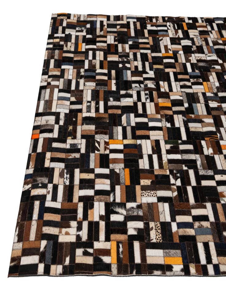Detail image of  5' 2 x 8' Cowhide - Patchwork Rug