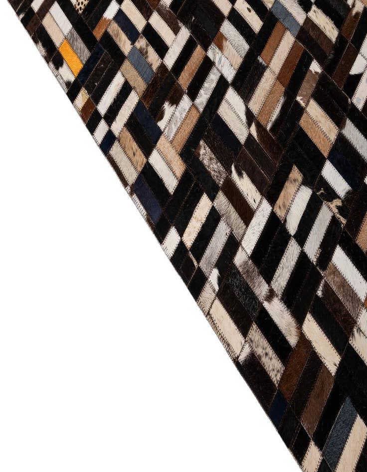 Detail image of  5' 2 x 8' Cowhide - Patchwork Rug