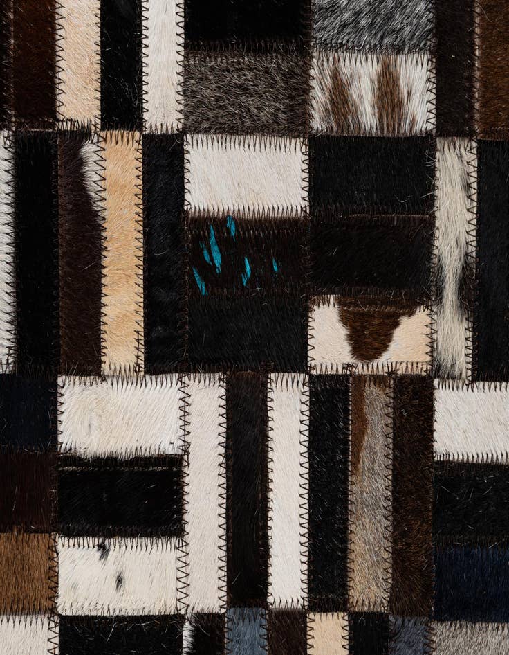 Detail image of  5' x 8' Cowhide - Patchwork Rug