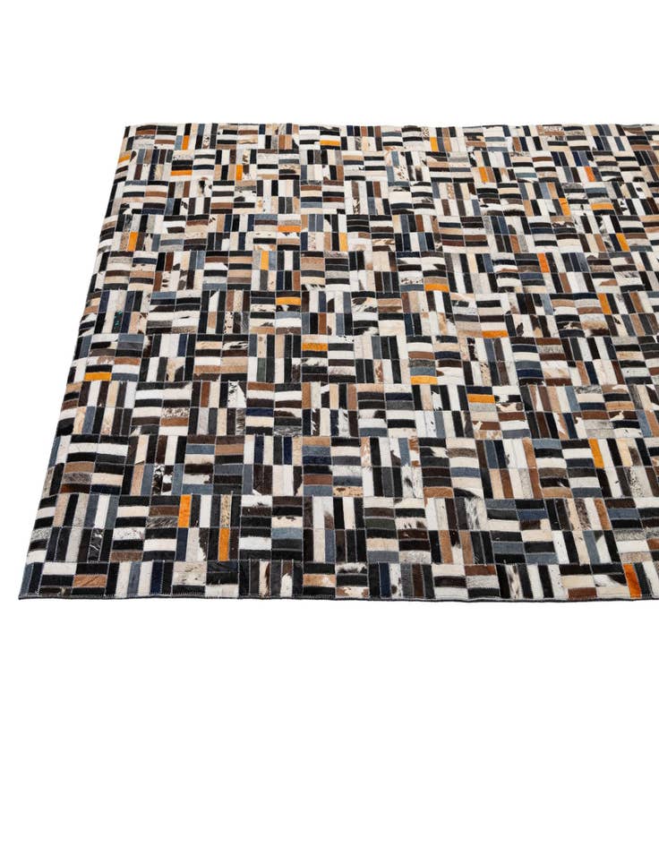 Detail image of  5' 3 x 8' Cowhide - Patchwork Rug