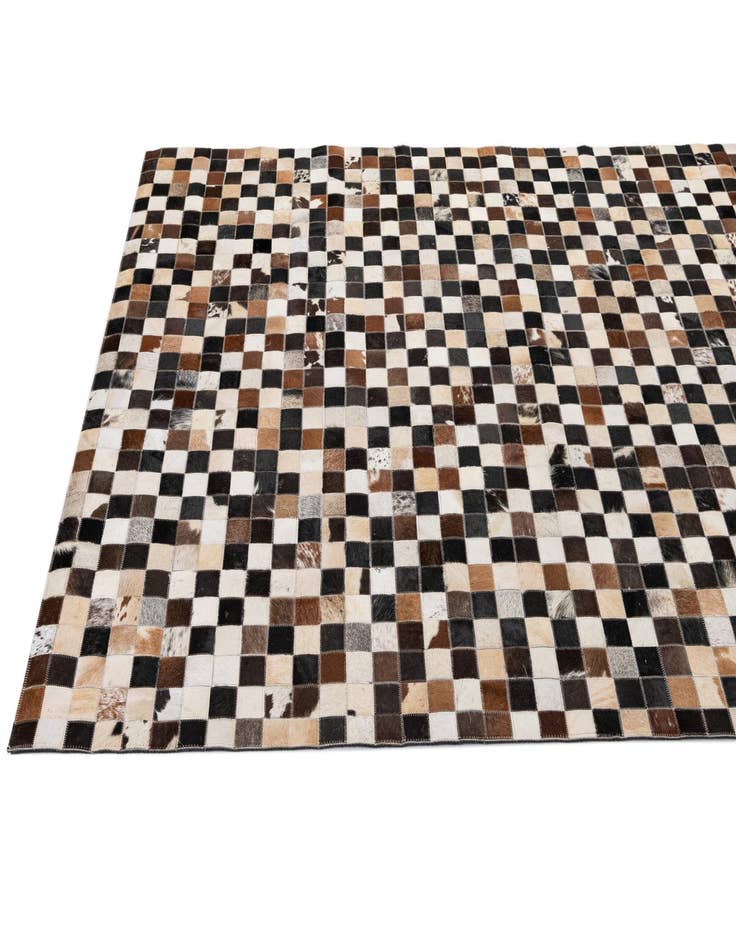 Detail image of  5' 1 x 8' Cowhide - Patchwork Rug