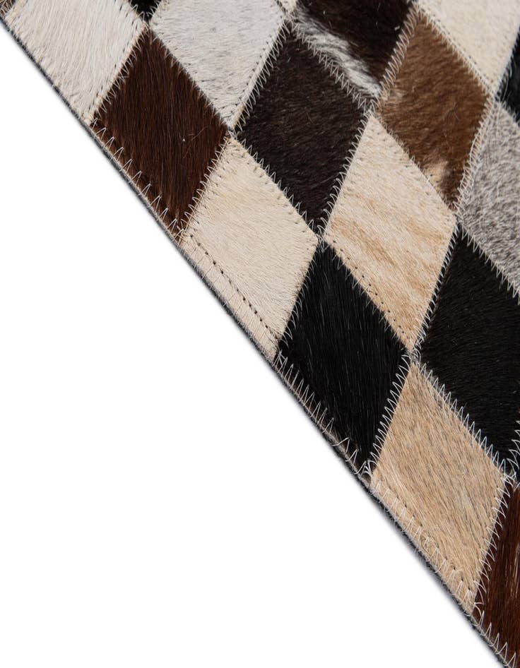Detail image of  5' 1 x 8' Cowhide - Patchwork Rug