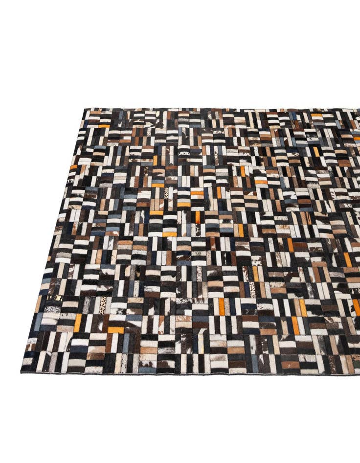 Detail image of  5' 2 x 8' Cowhide - Patchwork Rug
